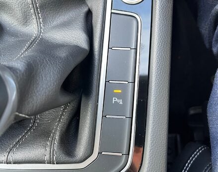 Volkswagen Passat R-LINE TSI EVO 78