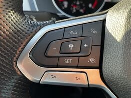 Volkswagen Passat R-LINE TSI EVO 83