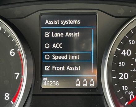 Volkswagen Passat R-LINE TSI EVO 33