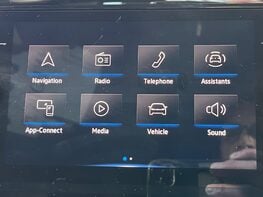 Volkswagen Passat R-LINE TSI EVO 46