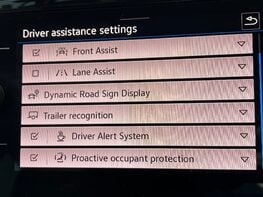 Volkswagen Passat R-LINE TSI EVO 66