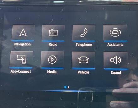 Volkswagen Passat R-LINE TSI EVO 52