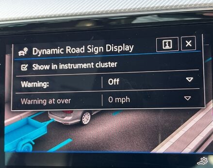 Volkswagen Passat R-LINE TSI EVO 59