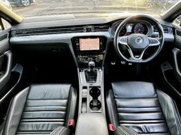 Volkswagen Passat R-LINE TSI EVO 2