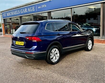 Volkswagen Tiguan Allspace LIFE TSI DSG 8