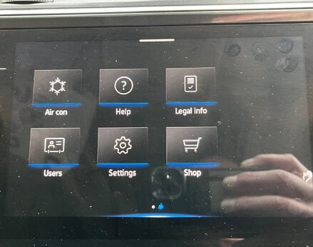 Volkswagen Tiguan Allspace LIFE TSI DSG 31