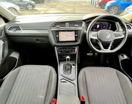 Volkswagen Tiguan Allspace LIFE TSI DSG 2