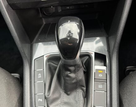 Volkswagen Tiguan Allspace LIFE TSI DSG 59