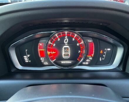 Volvo XC60 T5 SE LUX NAV 21