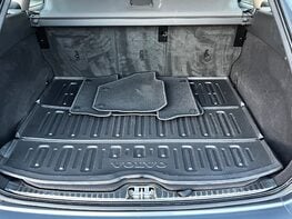 Volvo XC60 T5 SE LUX NAV 58