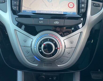 Hyundai ix20 MPI PREMIUM NAV 34