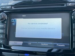 Hyundai ix20 MPI PREMIUM NAV 28