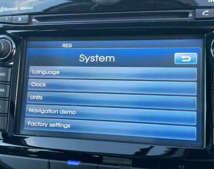 Hyundai ix20 MPI PREMIUM NAV 32