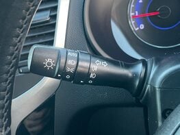 Hyundai ix20 MPI PREMIUM NAV 41