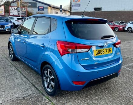 Hyundai ix20 MPI PREMIUM NAV 8