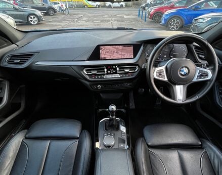 BMW 1 Series 118I M SPORT 2