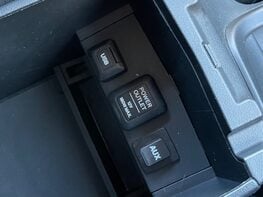 Honda Civic I-VTEC SE PLUS 42