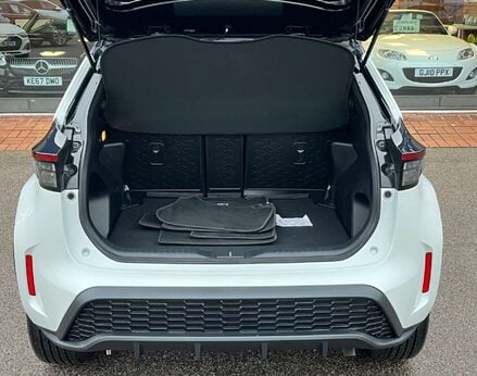 Toyota Yaris Cross 1.5 Yaris Cross GR Sport HEV Auto 5dr 61