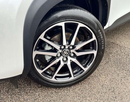 Toyota Yaris Cross 1.5 Yaris Cross GR Sport HEV Auto 5dr 3