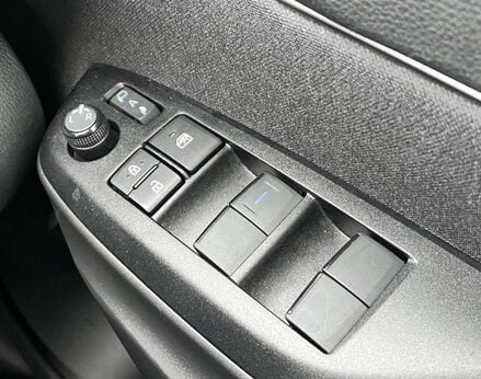 Toyota Yaris Cross 1.5 Yaris Cross GR Sport HEV Auto 5dr 56