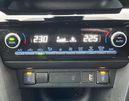 Toyota Yaris Cross 1.5 Yaris Cross GR Sport HEV Auto 5dr 46