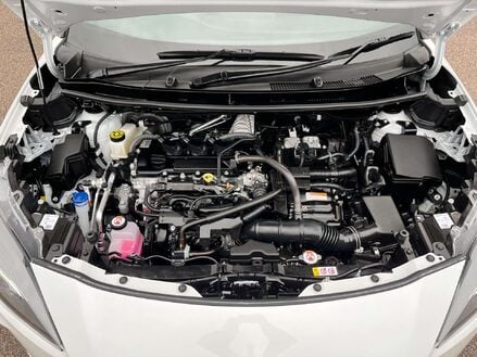 Toyota Yaris Cross 1.5 Yaris Cross GR Sport HEV Auto 5dr 