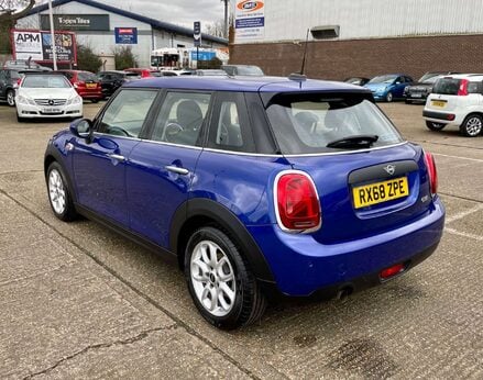 Mini Hatch 1.5 One 5dr 9