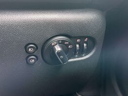 Mini Hatch 1.5 One 5dr 44