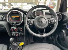 Mini Hatch 1.5 One 5dr 18