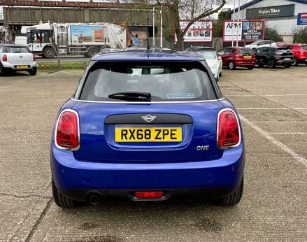 Mini Hatch 1.5 One 5dr 6