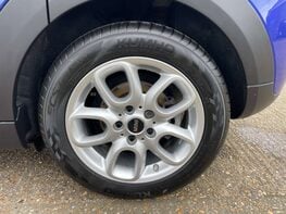 Mini Hatch 1.5 One 5dr 16