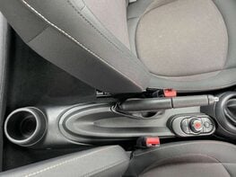 Mini Hatch 1.5 One 5dr 39