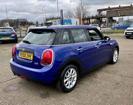 Mini Hatch 1.5 One 5dr 8