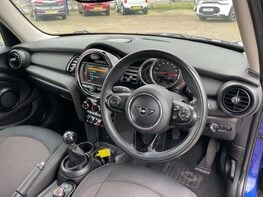 Mini Hatch 1.5 One 5dr 17