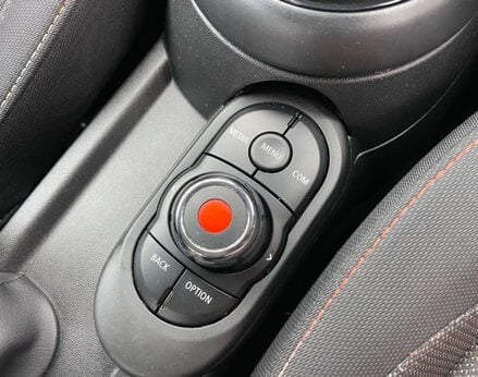 Mini Hatch 1.5 One 5dr 38