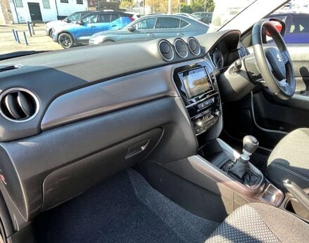 Suzuki Vitara 1.4 Vitara SZ-T Boosterjet MHEV 5dr 17