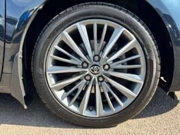 Toyota Avensis 1.8 Avensis Excel Valvematic CVT 5dr 16