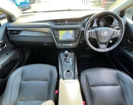 Toyota Avensis 1.8 Avensis Excel Valvematic CVT 5dr 2