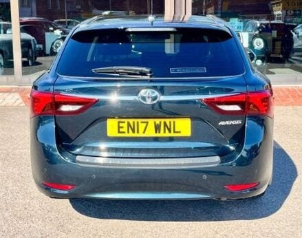 Toyota Avensis 1.8 Avensis Excel Valvematic CVT 5dr 6