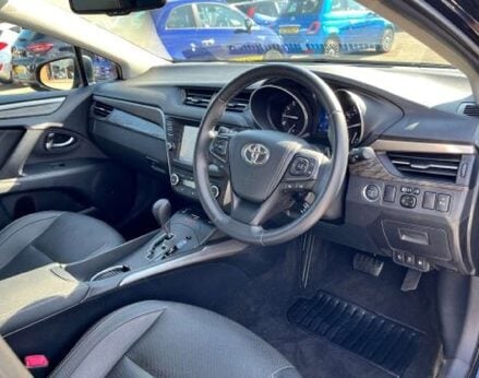 Toyota Avensis 1.8 Avensis Excel Valvematic CVT 5dr 18