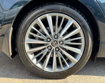 Toyota Avensis 1.8 Avensis Excel Valvematic CVT 5dr 15