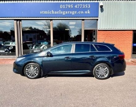 Toyota Avensis 1.8 Avensis Excel Valvematic CVT 5dr 11