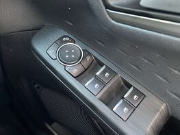 Ford Kuga 2.5 Kuga Titanium First Edition PHEV CVT 5dr 61