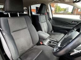 Honda CR-V 2.0 CR-V SE+ Navi i-VTec Auto 4WD 5dr 61