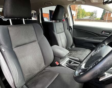 Honda CR-V 2.0 CR-V SE+ Navi i-VTec Auto 4WD 5dr 61