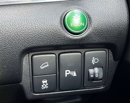 Honda CR-V 2.0 CR-V SE+ Navi i-VTec Auto 4WD 5dr 58