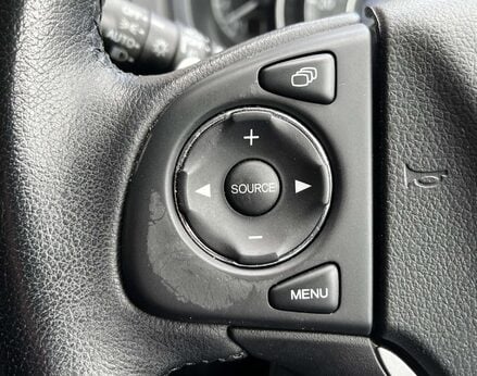 Honda CR-V 2.0 CR-V SE+ Navi i-VTec Auto 4WD 5dr 50