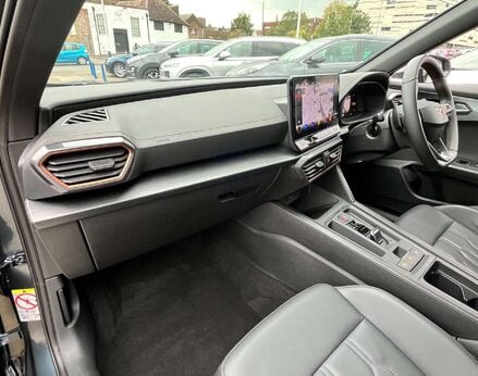 Cupra Formentor 1.5 Formentor V2 TSi Semi-Auto 5dr 17