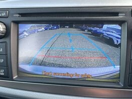 Toyota Yaris 1.5 Yaris T4 Hybrid CVT 5dr 31