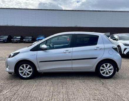 Toyota Yaris 1.5 Yaris T4 Hybrid CVT 5dr 11